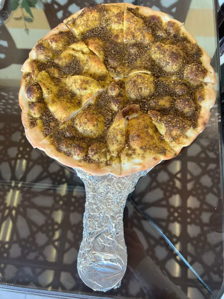 Mankoushe zaatar - منقوشة زعتر